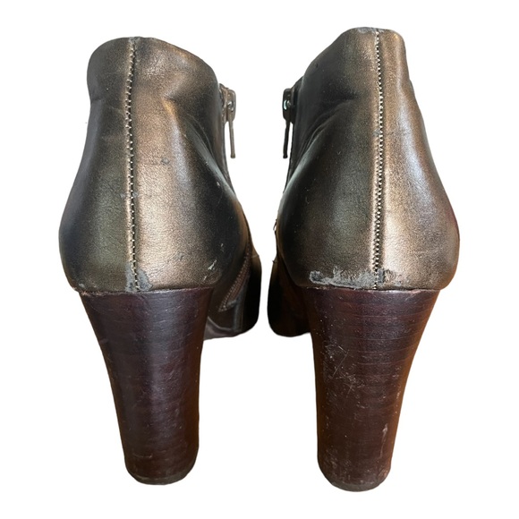 Nine West Boots Womens 7.5 Ankle Booties Heels Side Zipper Gold Leather Peep Toe - Picture 10 of 11